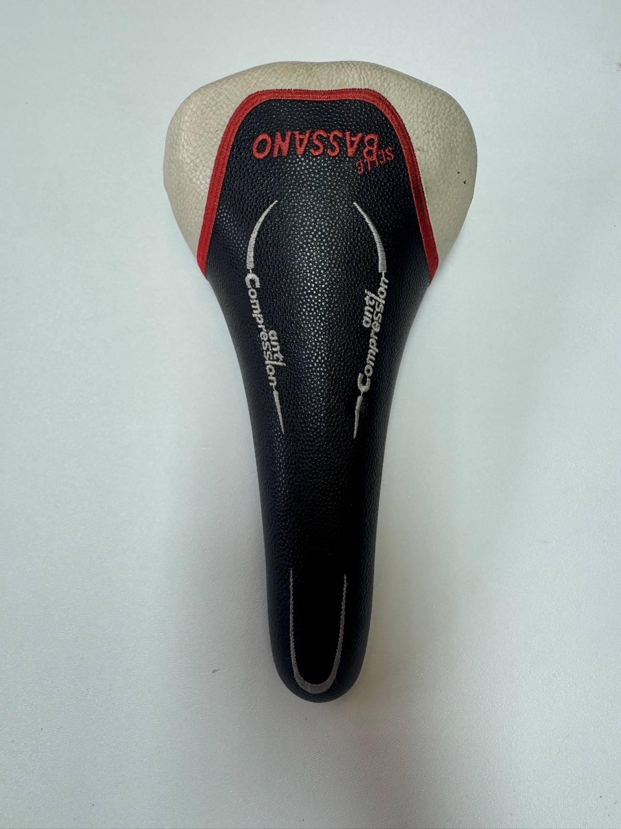 Selle Bassano Anti-Compression Bicycle Saddle