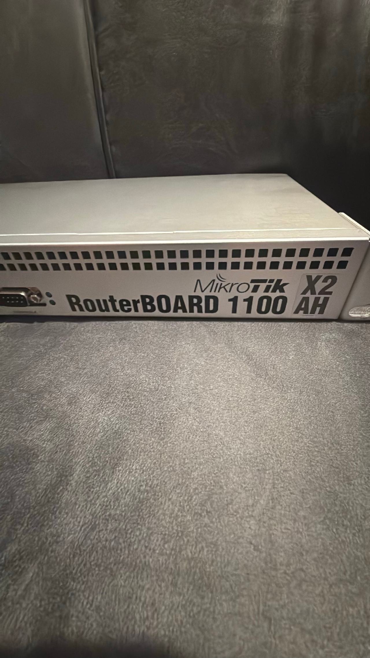 MikroTik RB1100AHx2 Routerboard