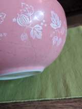 PYREX Gooseberry Pink Cinderella Mixing Bowl 444  4 Quart - Image 4