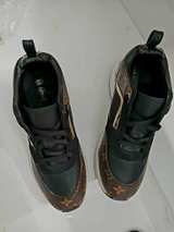 Louis Vuitton Run Away Sneaker Monogram Canvas Black Gold - Image 4