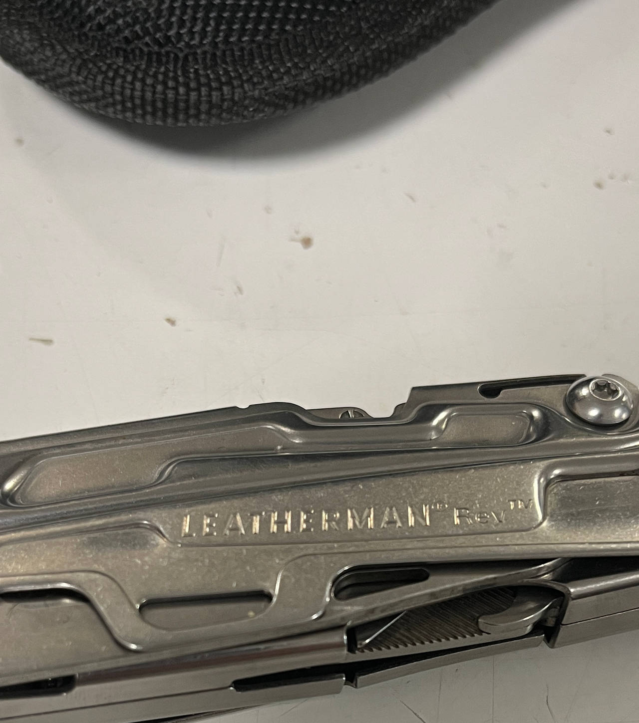Leatherman Rev Multi-Tool with pouch