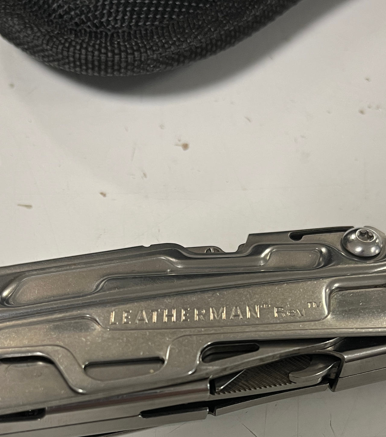 Leatherman Rev Multi-Tool with pouch
