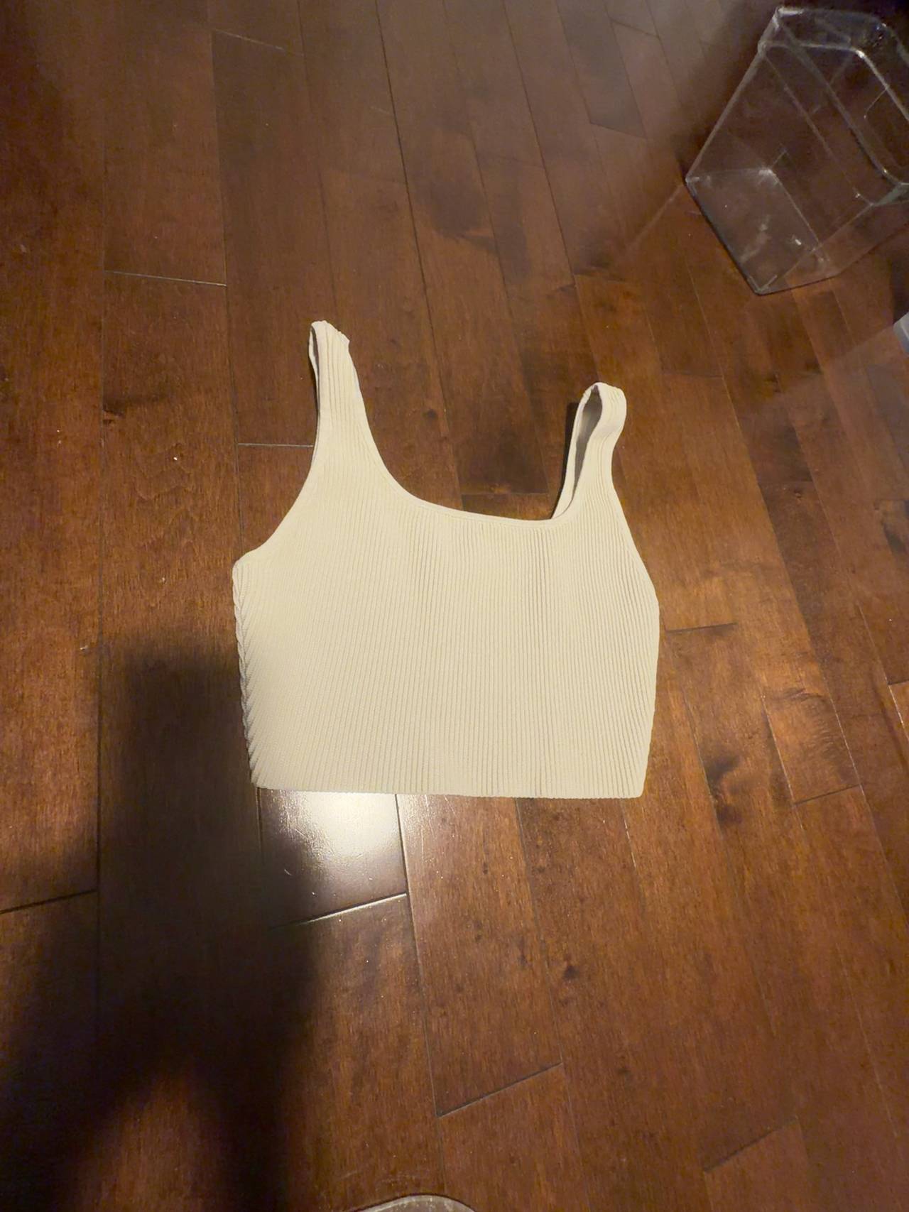 Aritzia Babaton Sculpt Knit Cropped Tank Top - Pale Yellow