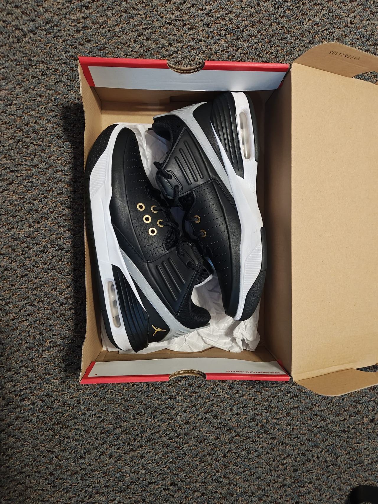 Jordan Max Aura 5