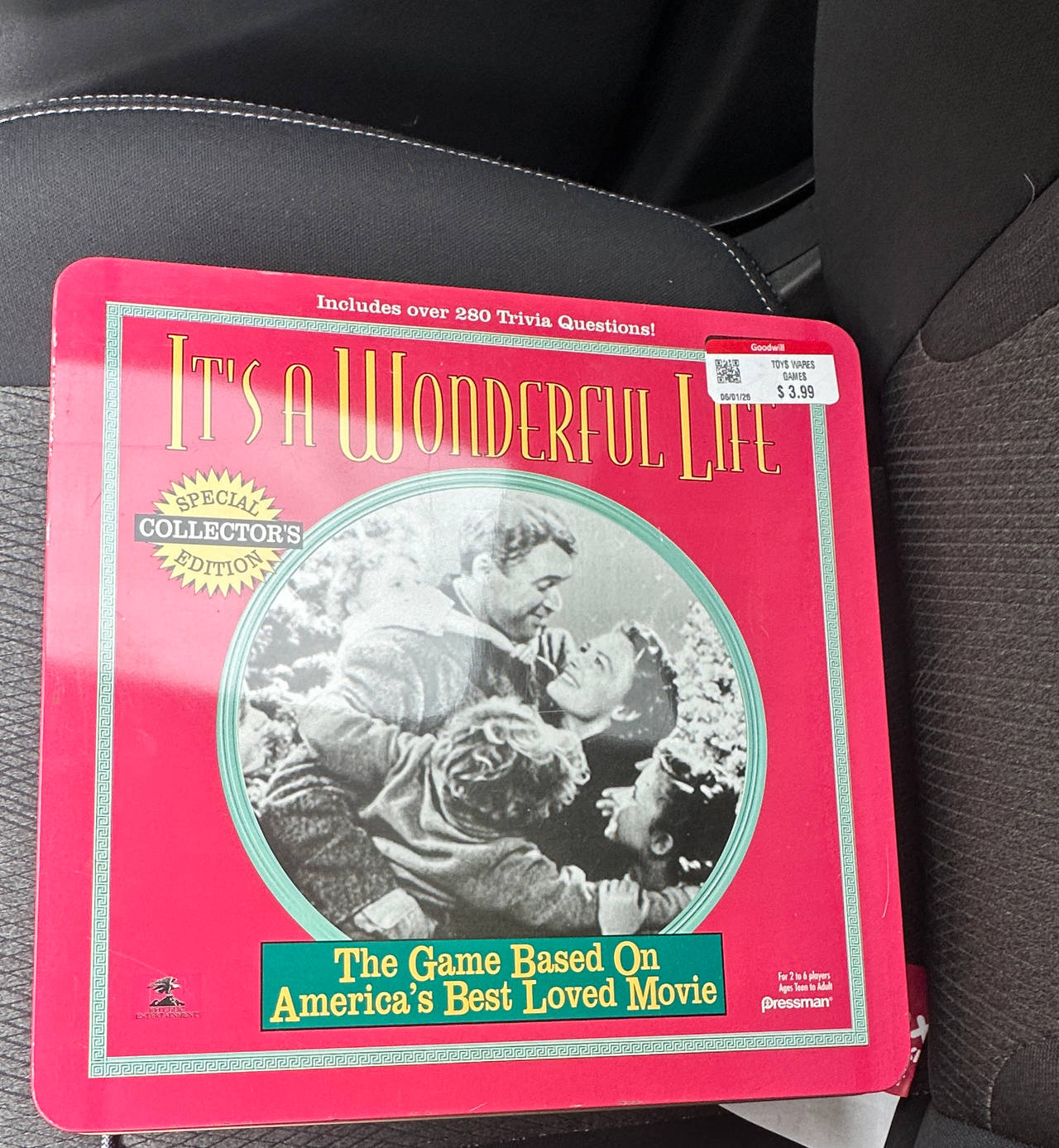It's a Wonderful Life Board Game Special Collector's Edition Tin