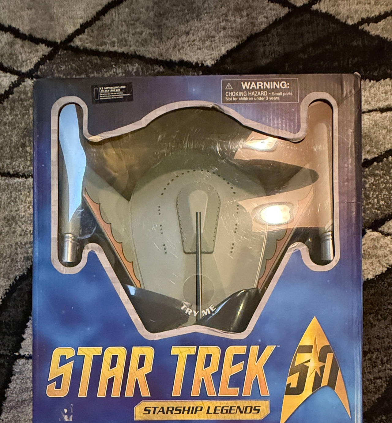 Star Trek Starship Legends U.S.S. Enterprise NCC-1701 50th Anniversary Edition