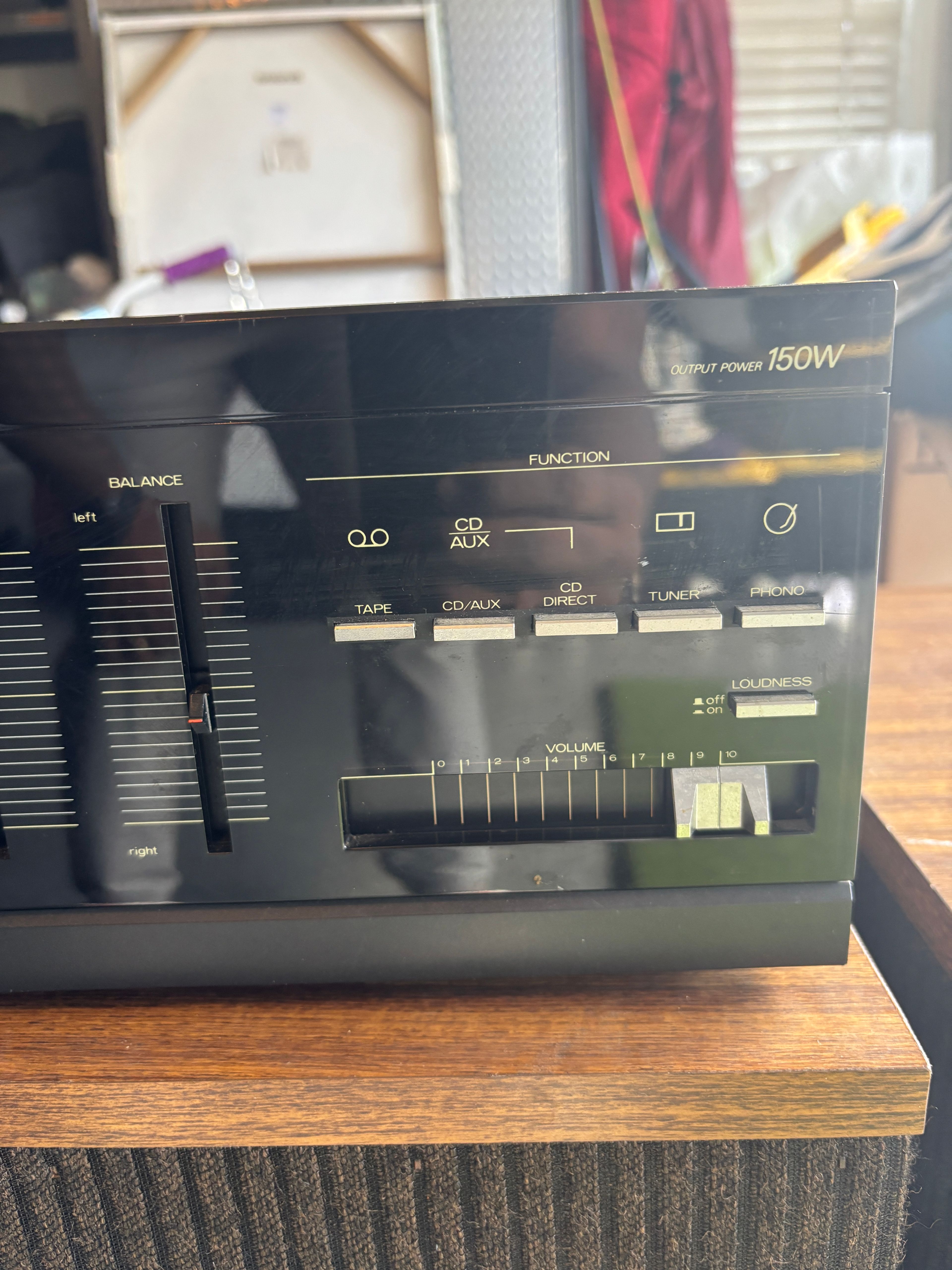 Mitsubishi DA-U156 Stereo Integrated Amplifier - Image 6