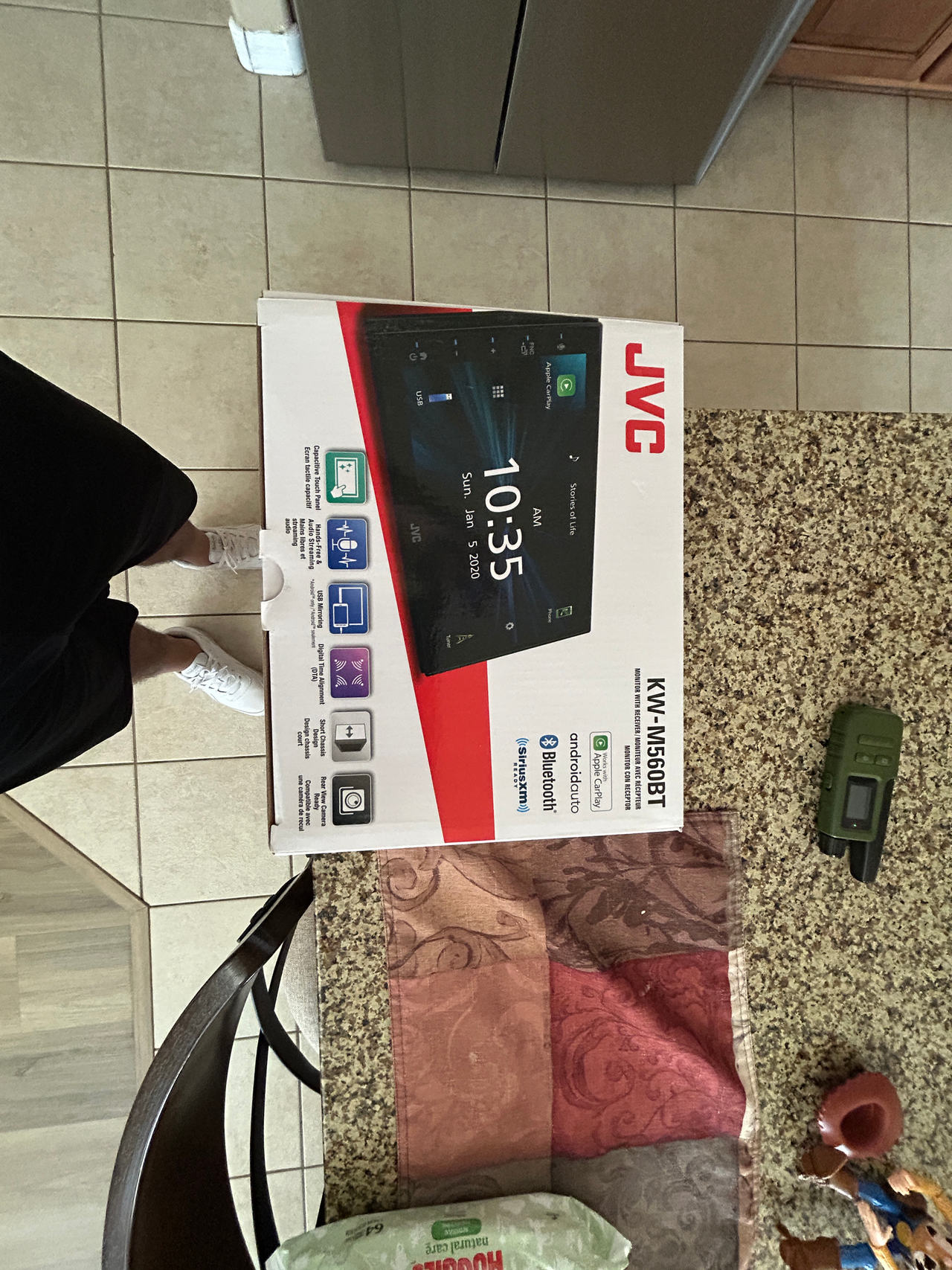 JVC KW-M560BT