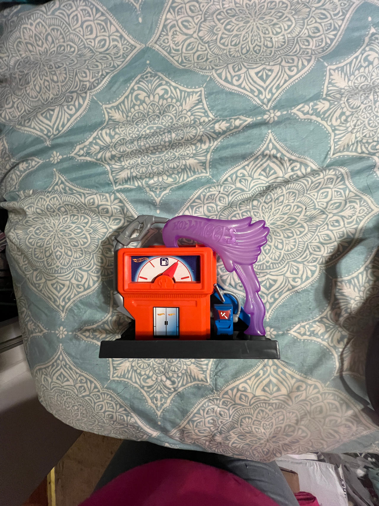 Hot Wheels Power Booster Station