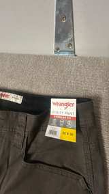 Wrangler Men's Outdoor Comfort Flex Cargo Utility Pant - Image 4