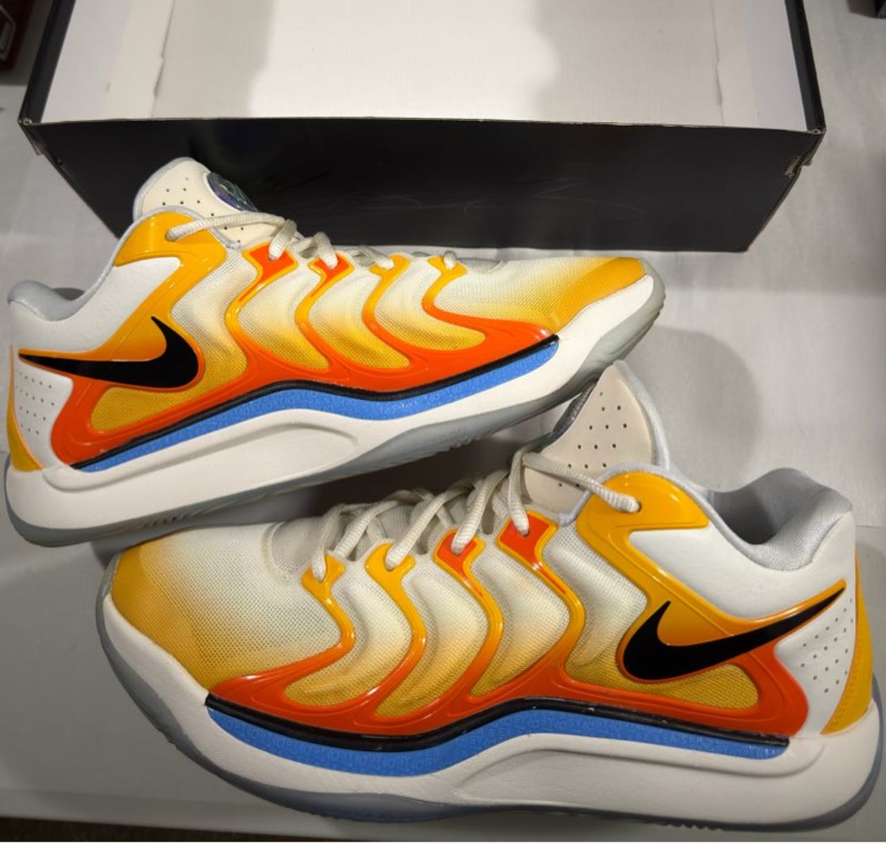 Nike KD 17 Sunrise Men’s Size 13 Basketball Shoes FJ9487-700 w/ Box Kevin Durant