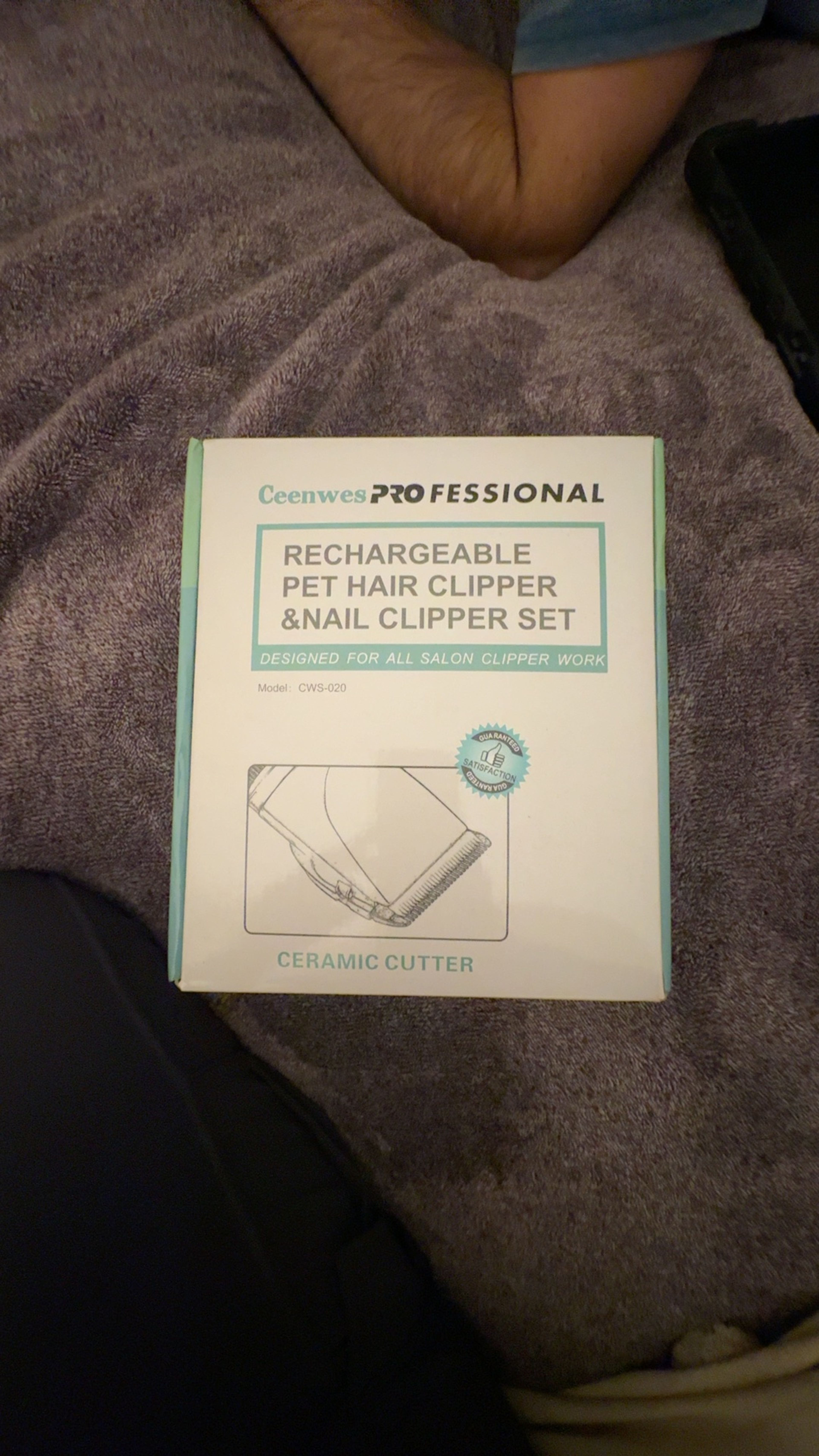 Ceenwes Professional Rechargeable Pet Hair Clipper & Nail Set