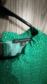 Adrianna Papel Green Pleated Dotted Blouse size small shirt business casual - Image 2