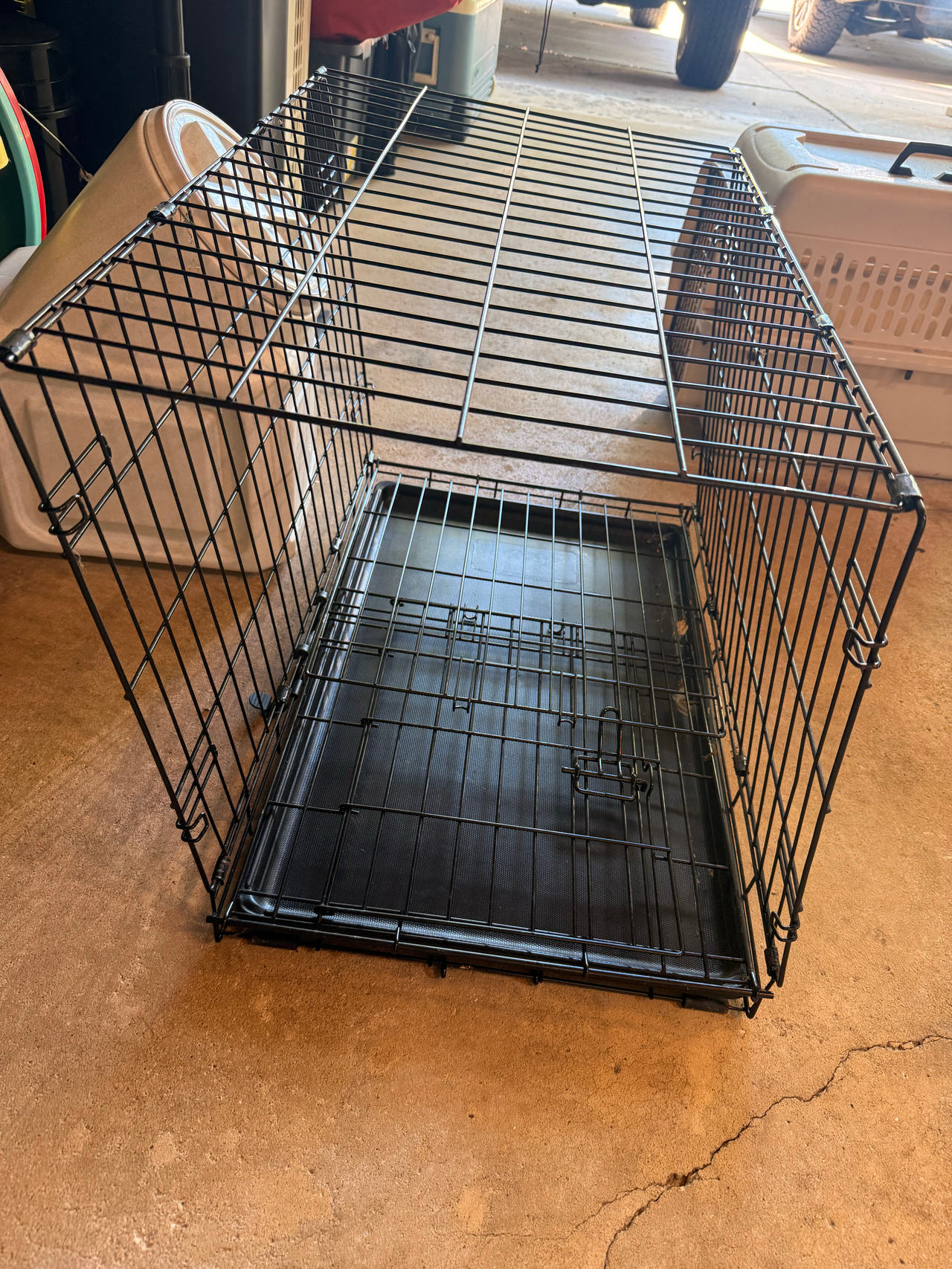 MidWest iCrate Folding Metal Dog Crate 28-inch