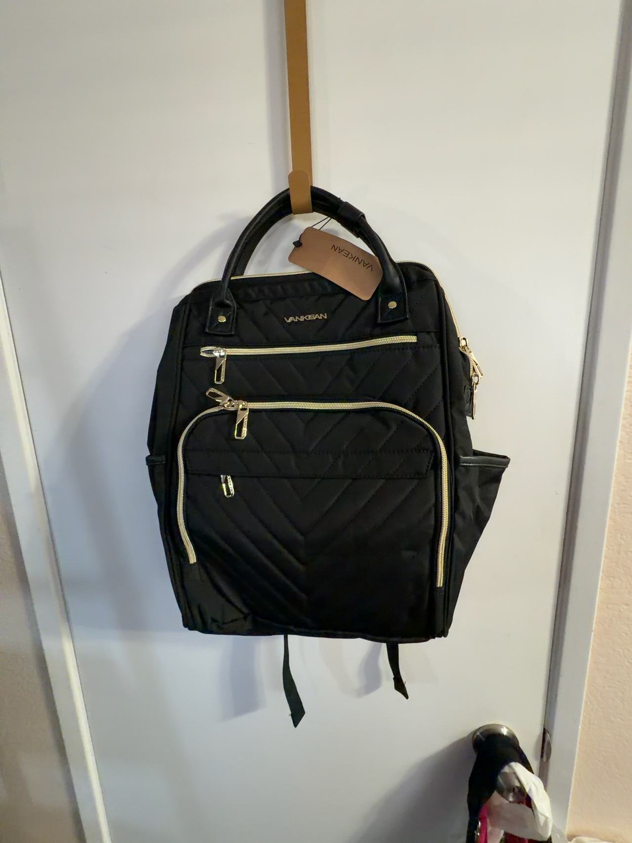 KROSER 17" Laptop Backpack Black Water-Resistant with USB Port