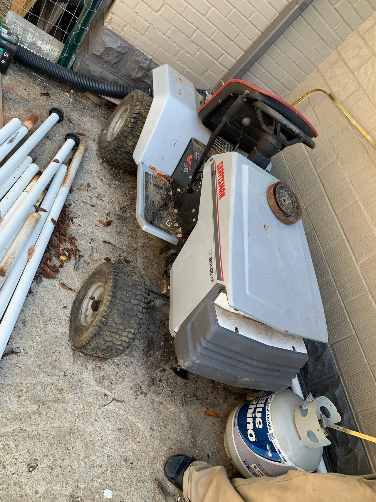 Craftsman Riding Lawn Mower
