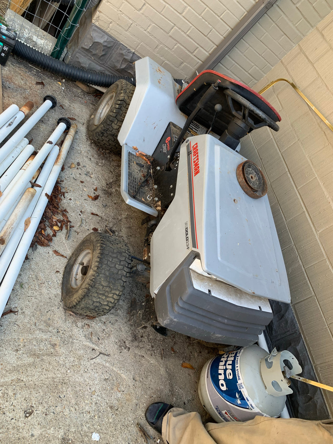 Craftsman Riding Lawn Mower