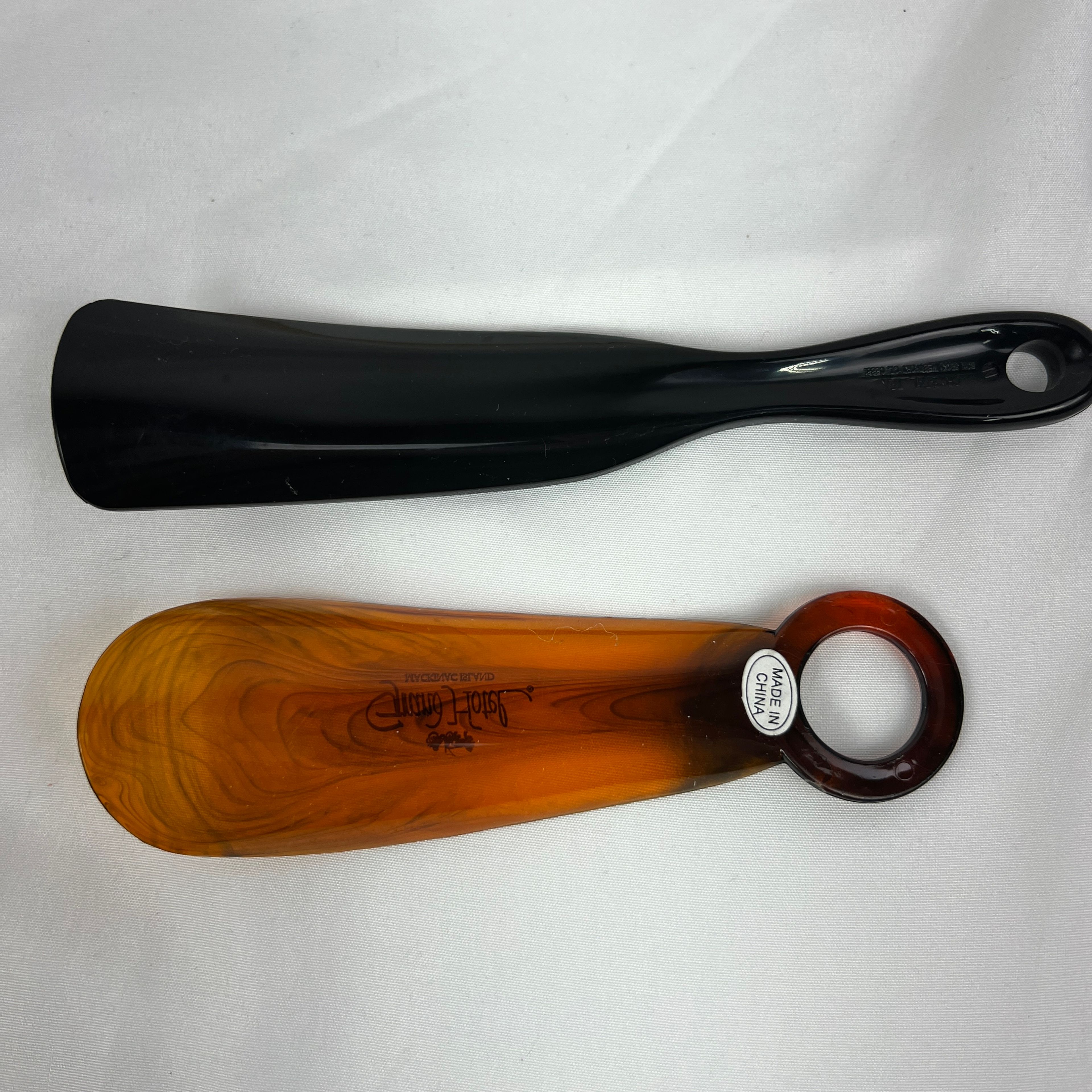 Vintage Shoe Horn Lot of 2 Acrylic SAS Old Fashioned Shoemakers Grand Hotel - Image 4