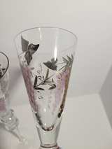 Vintage Hand Painted Grape Vine Champagne Flutes - Image 6