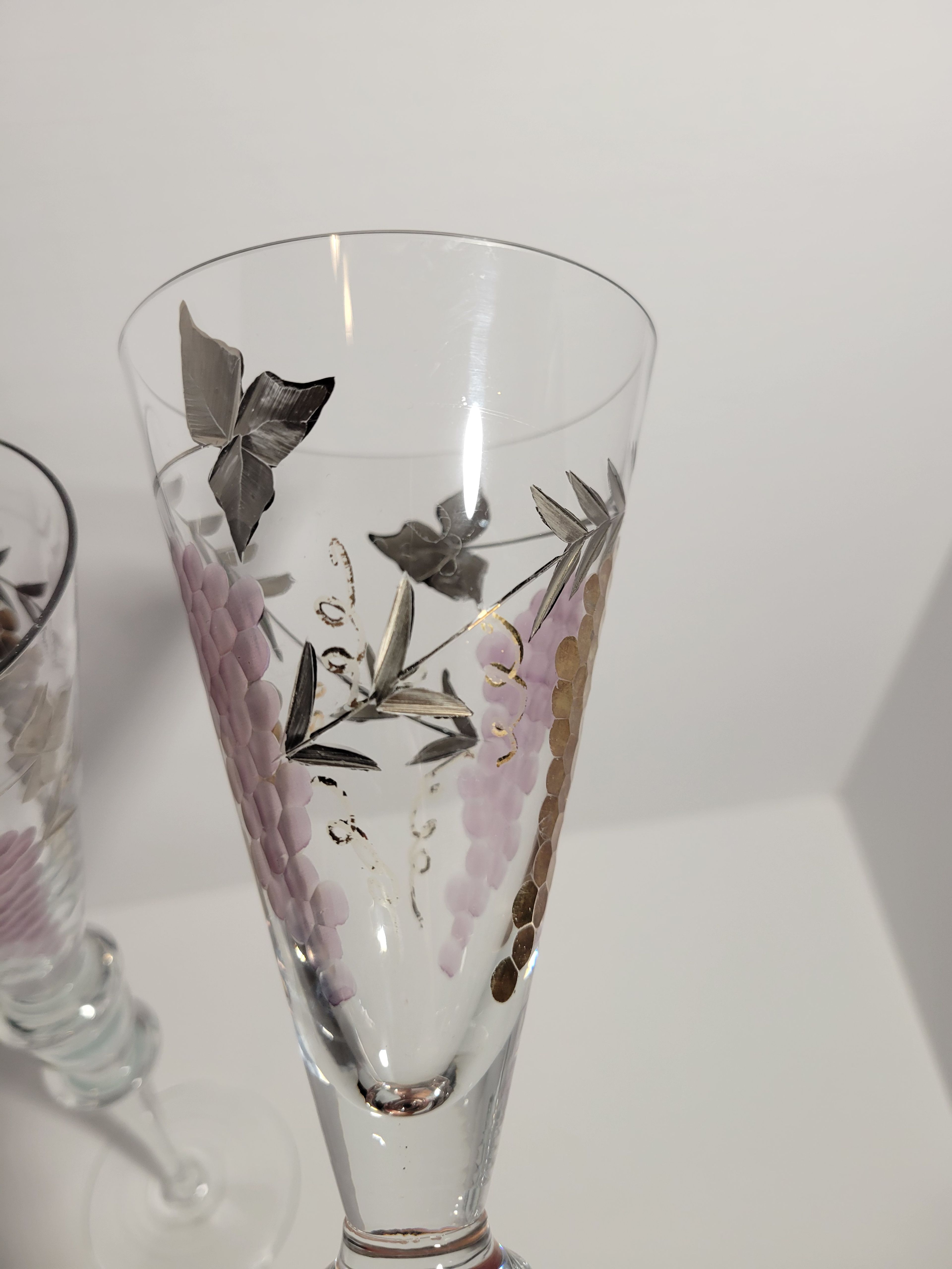 Vintage Hand Painted Grape Vine Champagne Flutes - Image 6