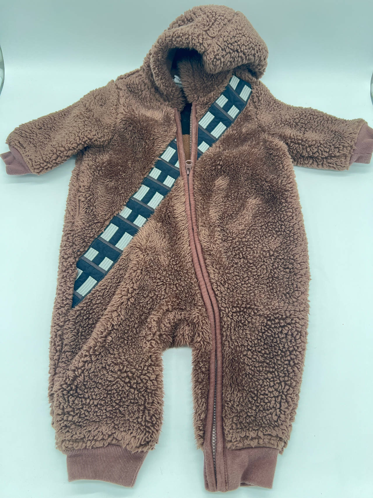babyGap Star Wars Chewie Sherpa One Piece 3-6 Months Brown Chewbacca Bunting