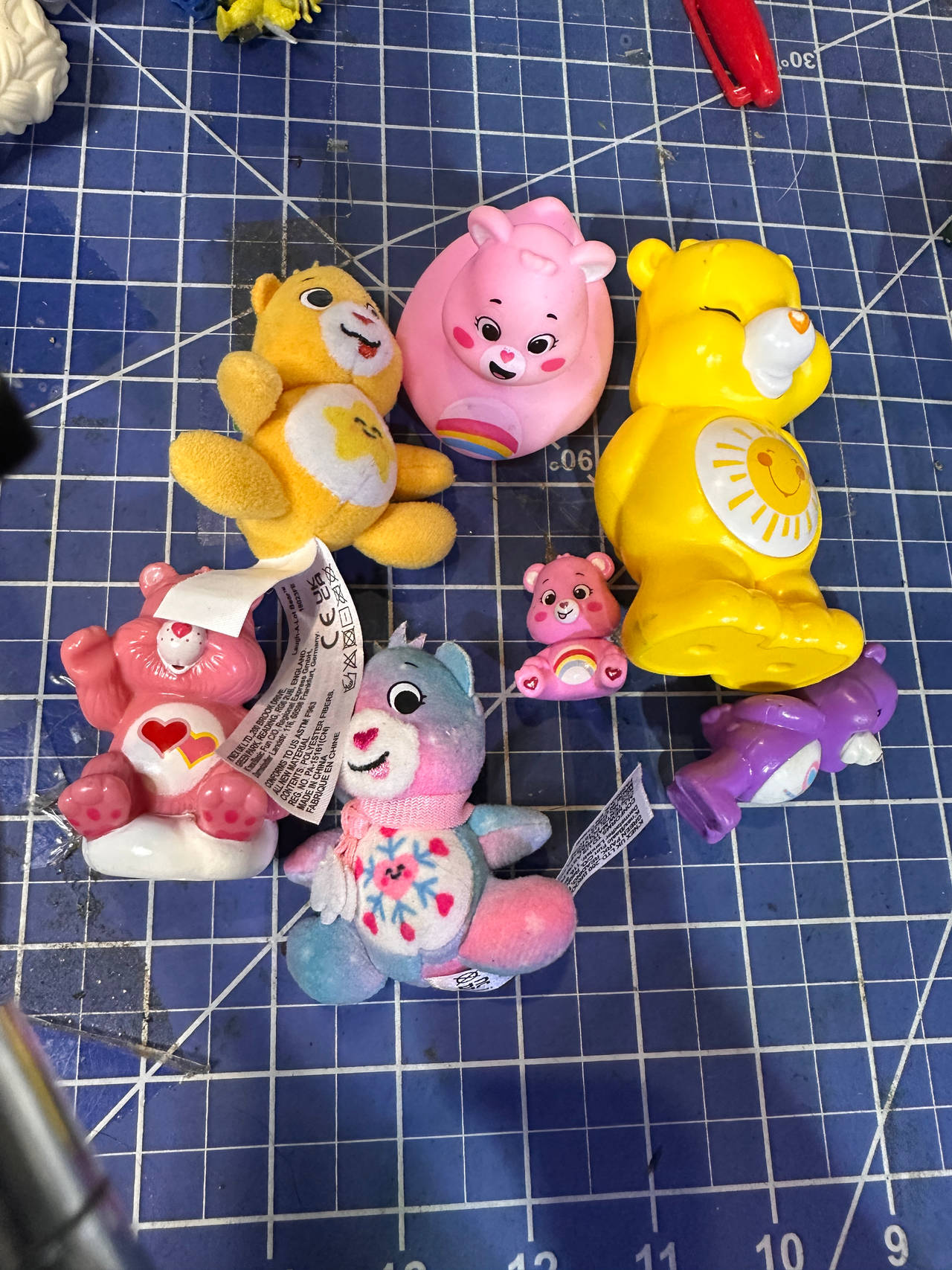 Care Bears retro vintage pvc figures and mini plush lot. 128