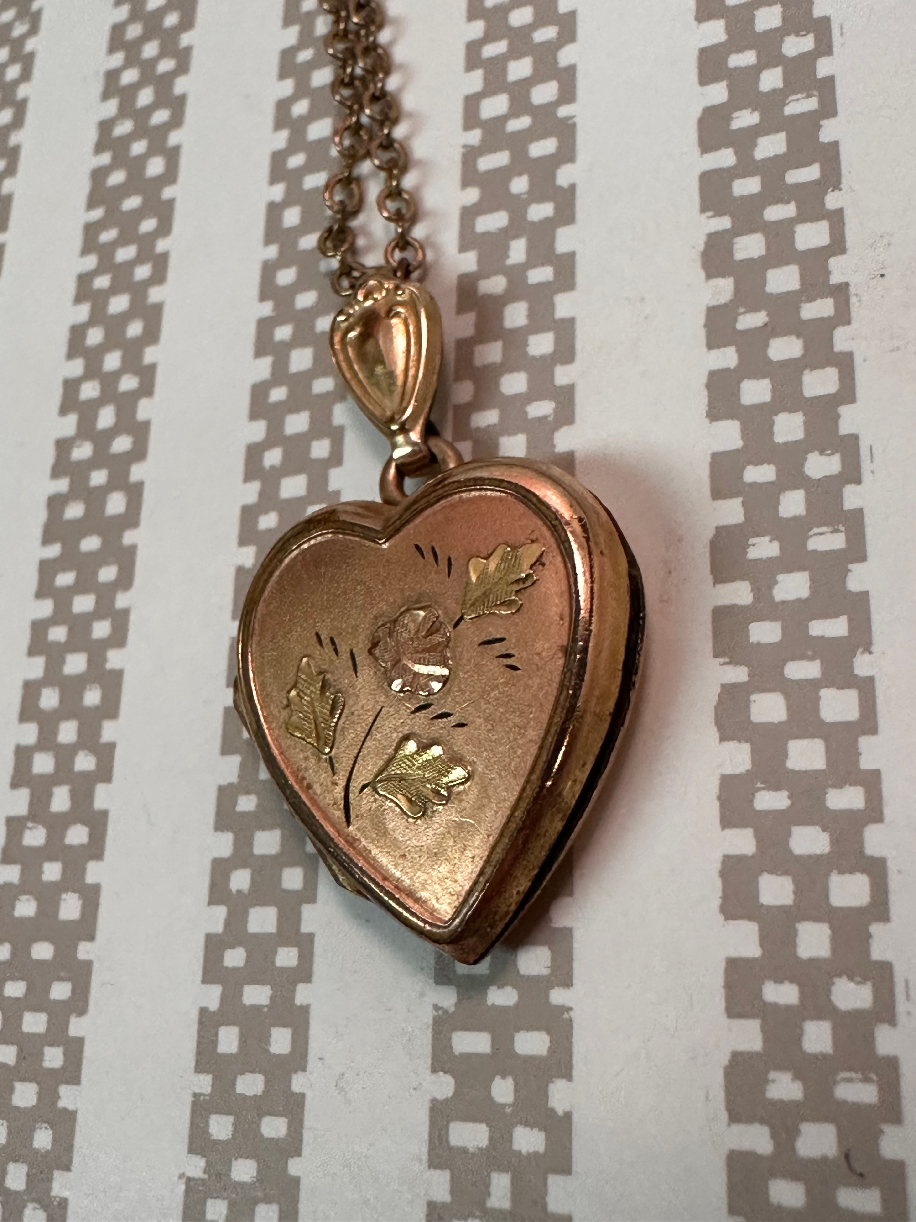 Vintage Heart Locket Pendant - Image 3