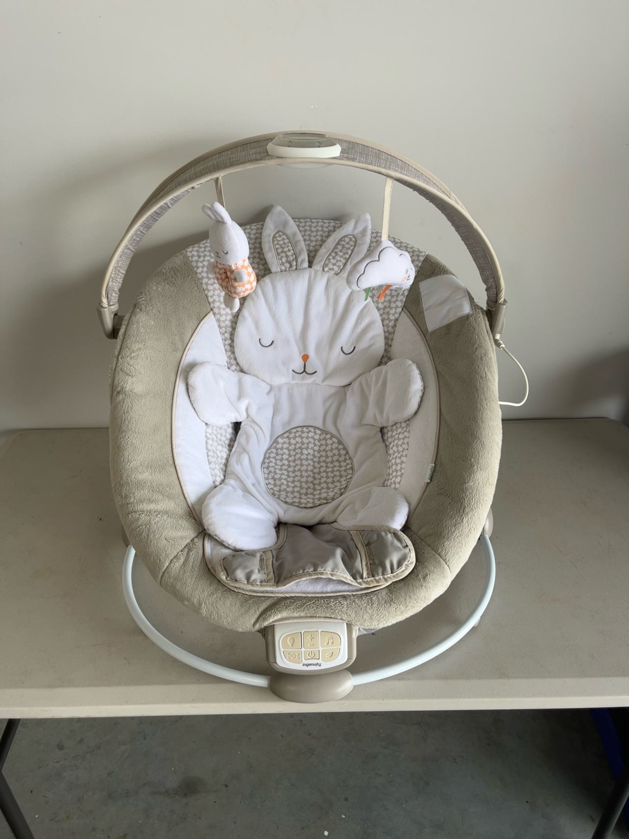 Ingenuity InLighten Baby Bouncer Twinkle Tails