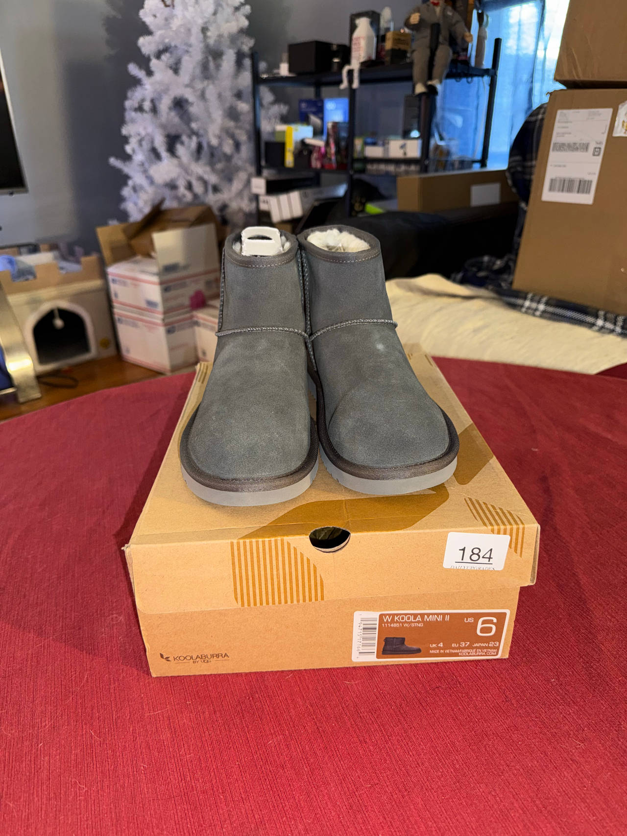 Koolaburra by UGG Koola Mini II size 6