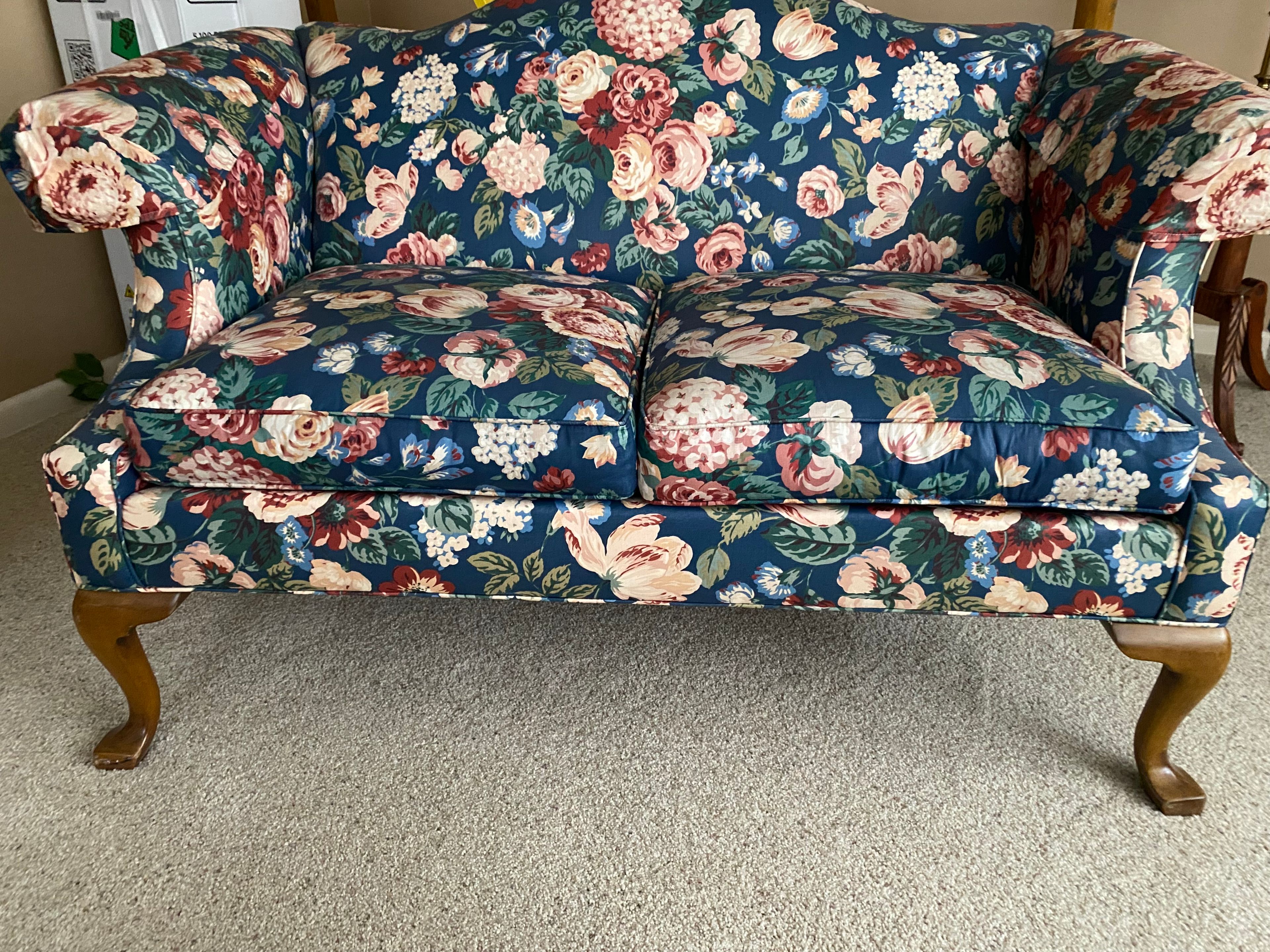 Spotless and Vintage 4-Piece Ethan Allen Living Room Set - Image 7