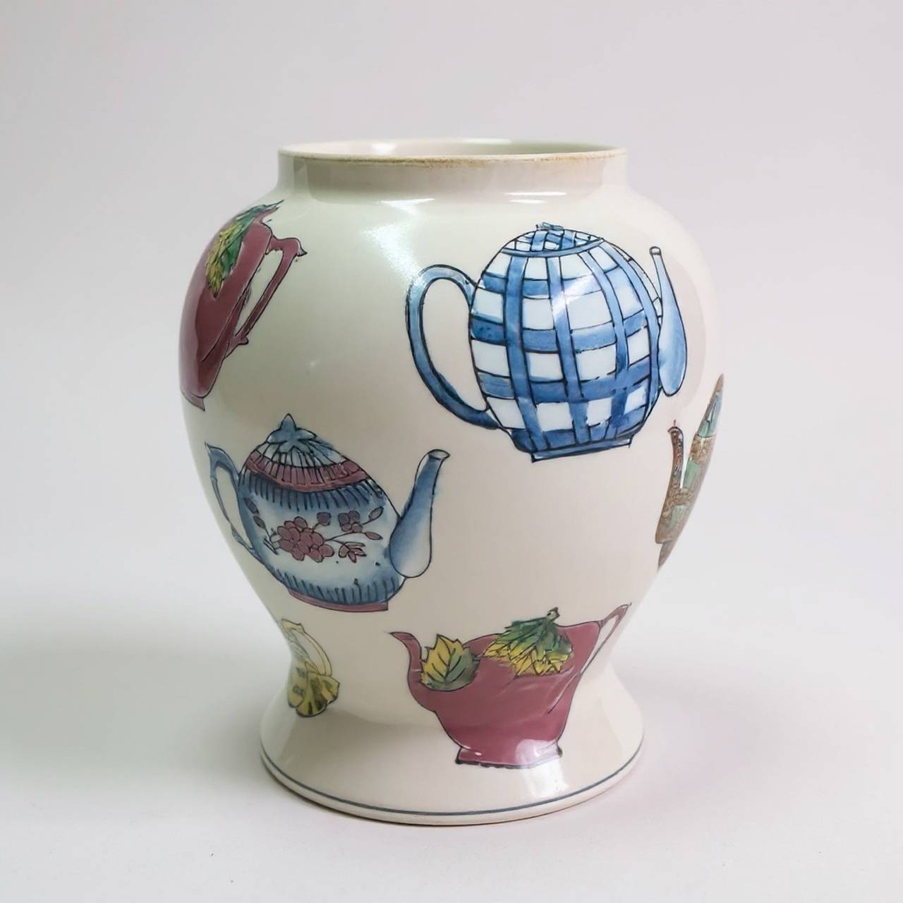 Chinese Famille Rose Porcelain Vase