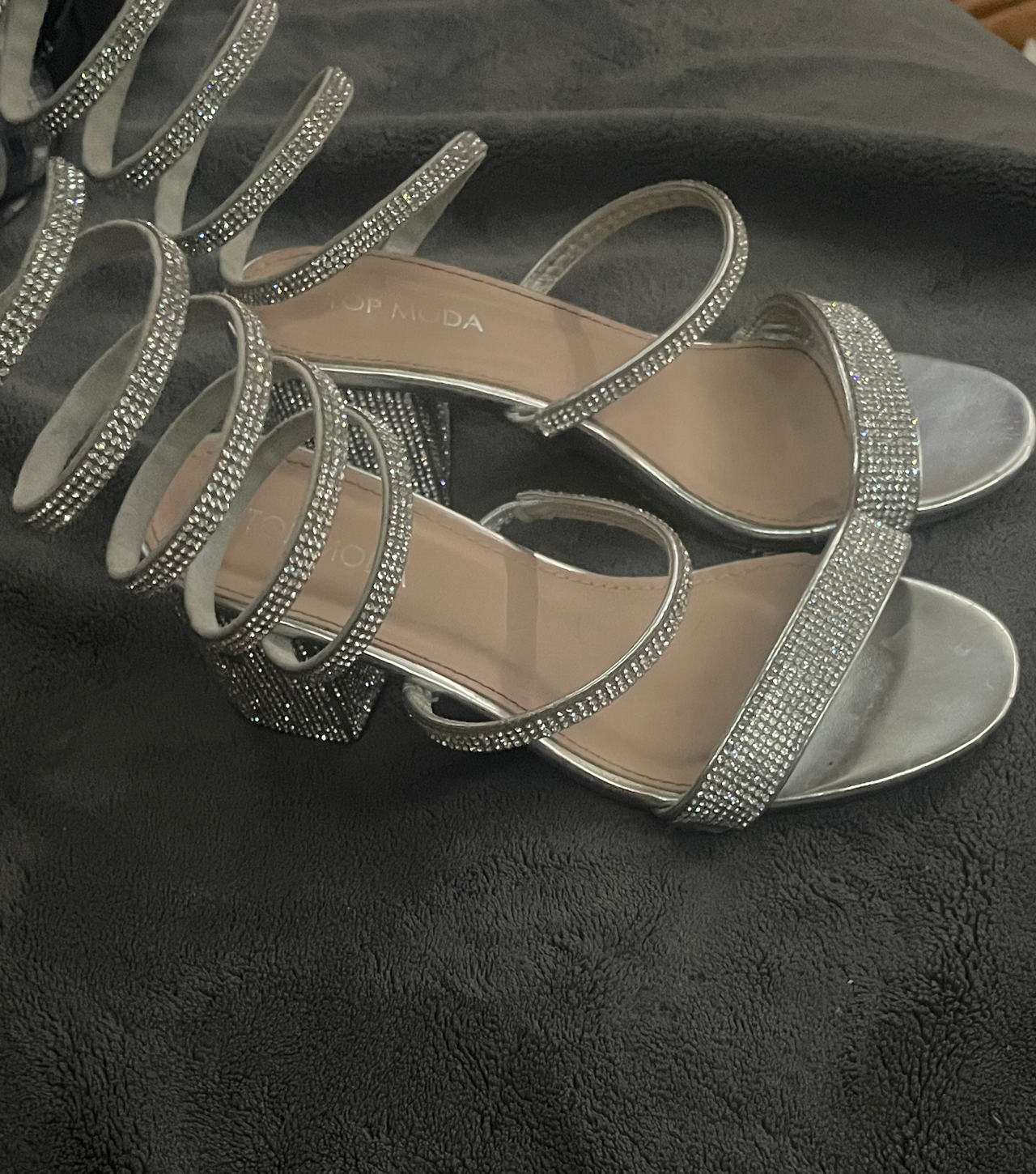 Top Moda Cali-10 Rhinestone Spiral Block Heel Sandals