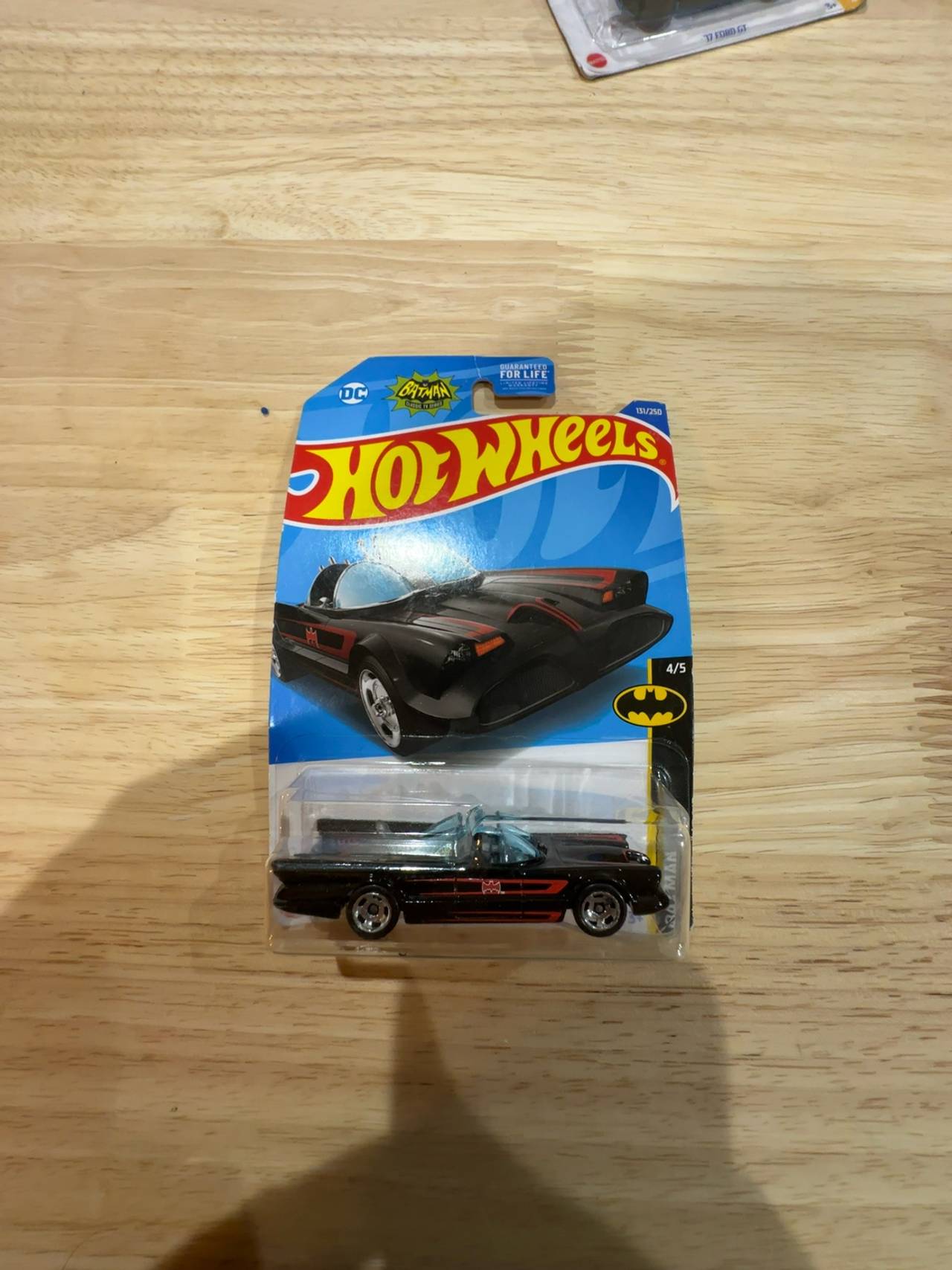 Hot Wheels Batmobile TV Series 4/5 Black/Red