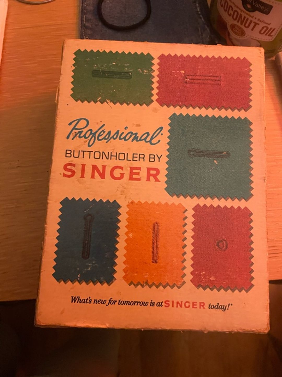 Singer 1973 Singer professional Buttonholder