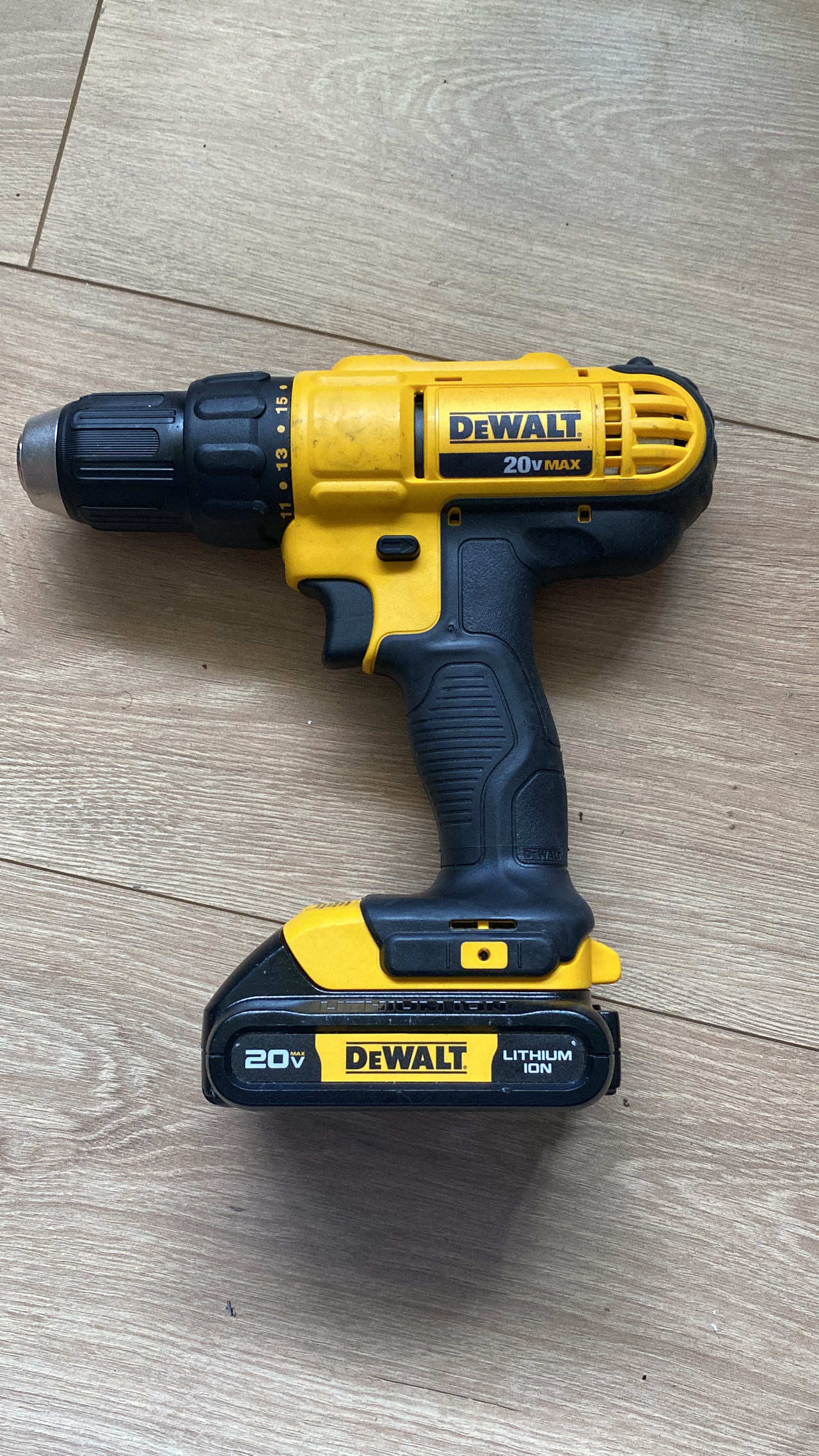 DeWalt 20V MAX Cordless Drill