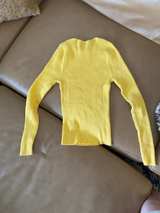 Old Navy Ribbed Crew-Neck Sweater - Image 2
