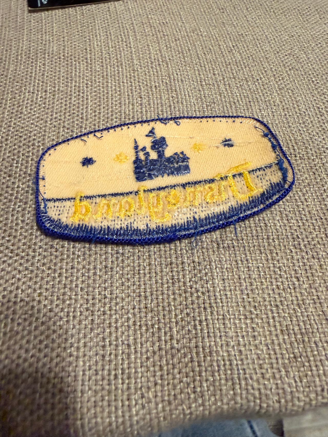 Disney Disneyland Castle Patch Blue Border