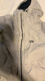 Mountain Hardwear Women's Jacket - Image 2