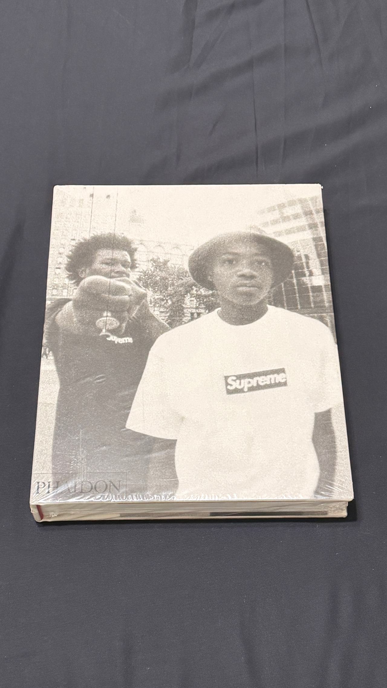 Supreme (Vol 2) by Phaidon Press