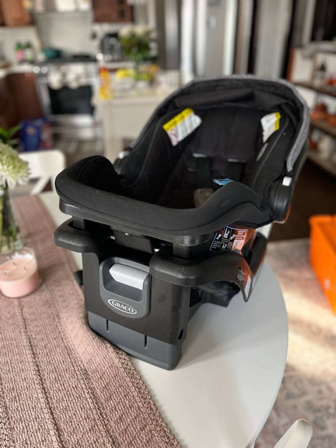 Graco SnugRide 35 Lite LX Infant Car Seat