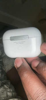 Apple AirPods Pro - Image 3