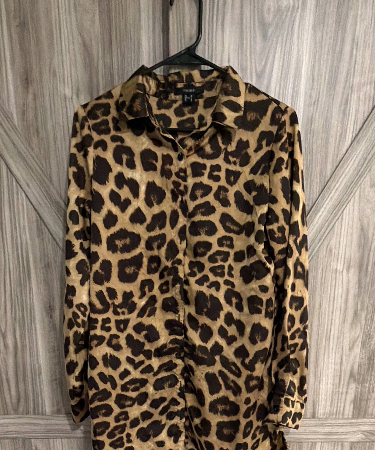Forever 21 Leopard Print Button Down Shirt/dress size Medium