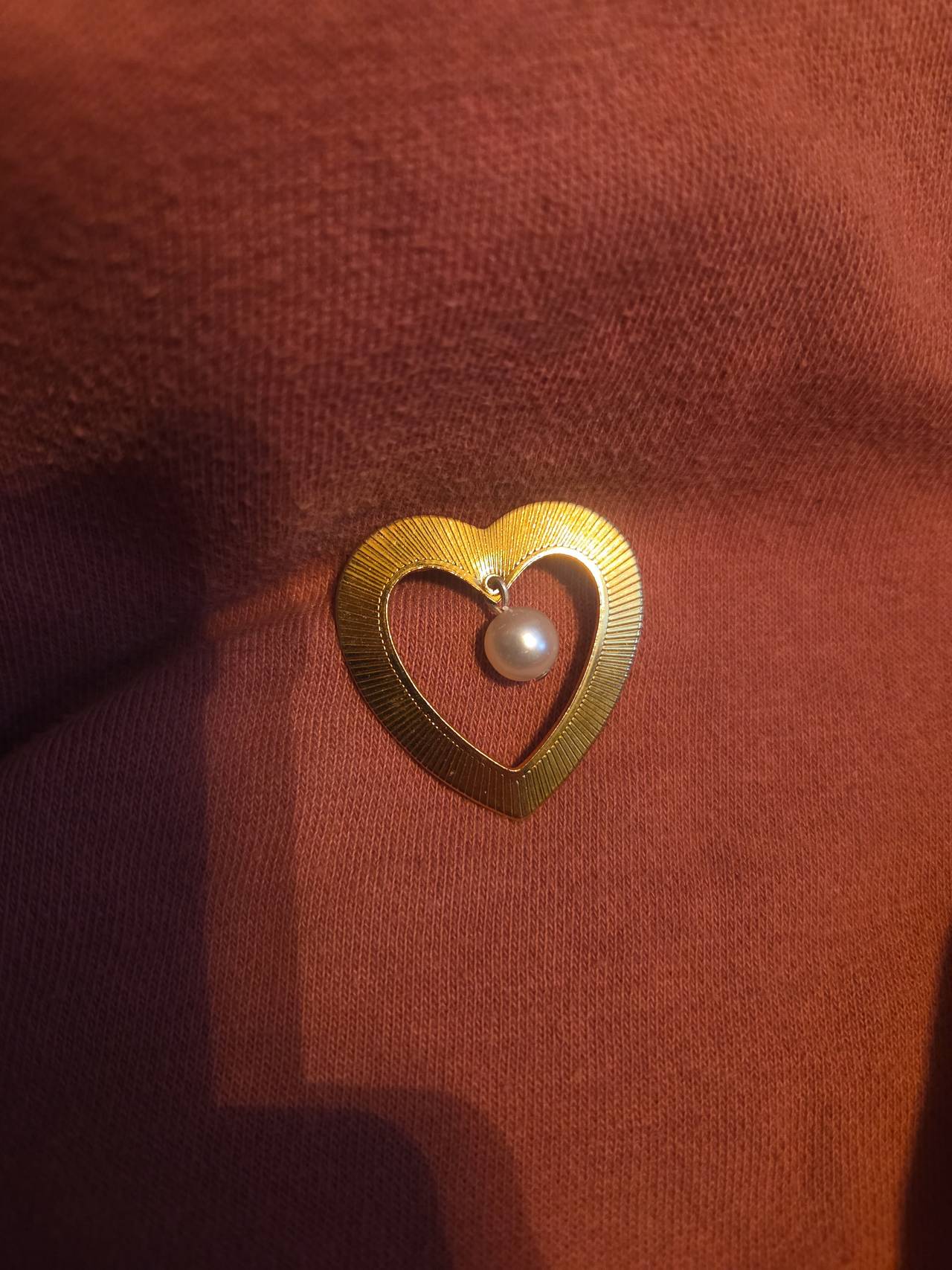 Vintage Gold Tone Heart Brooch with Faux Pearl