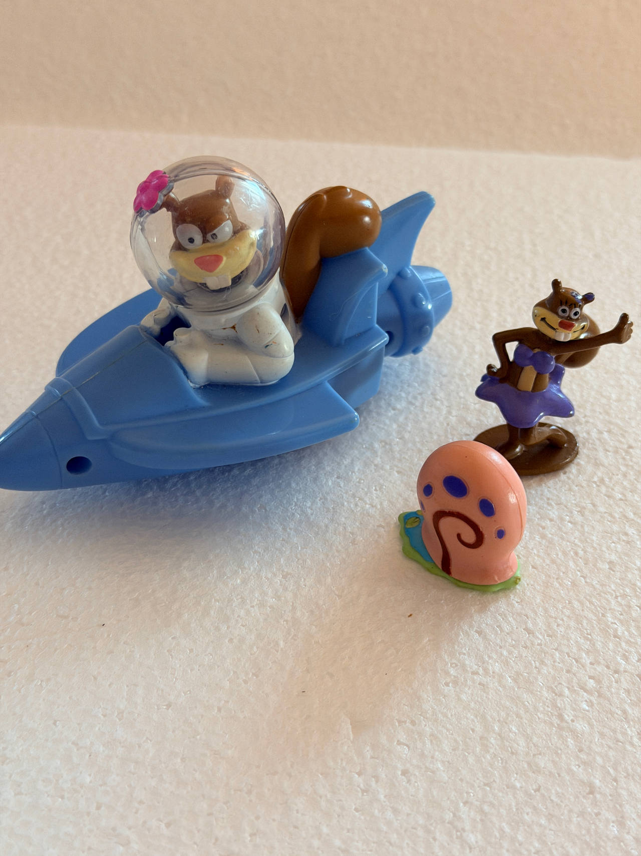 SpongeBob SquarePants Sandy Cheeks Rocket Ship and Figures