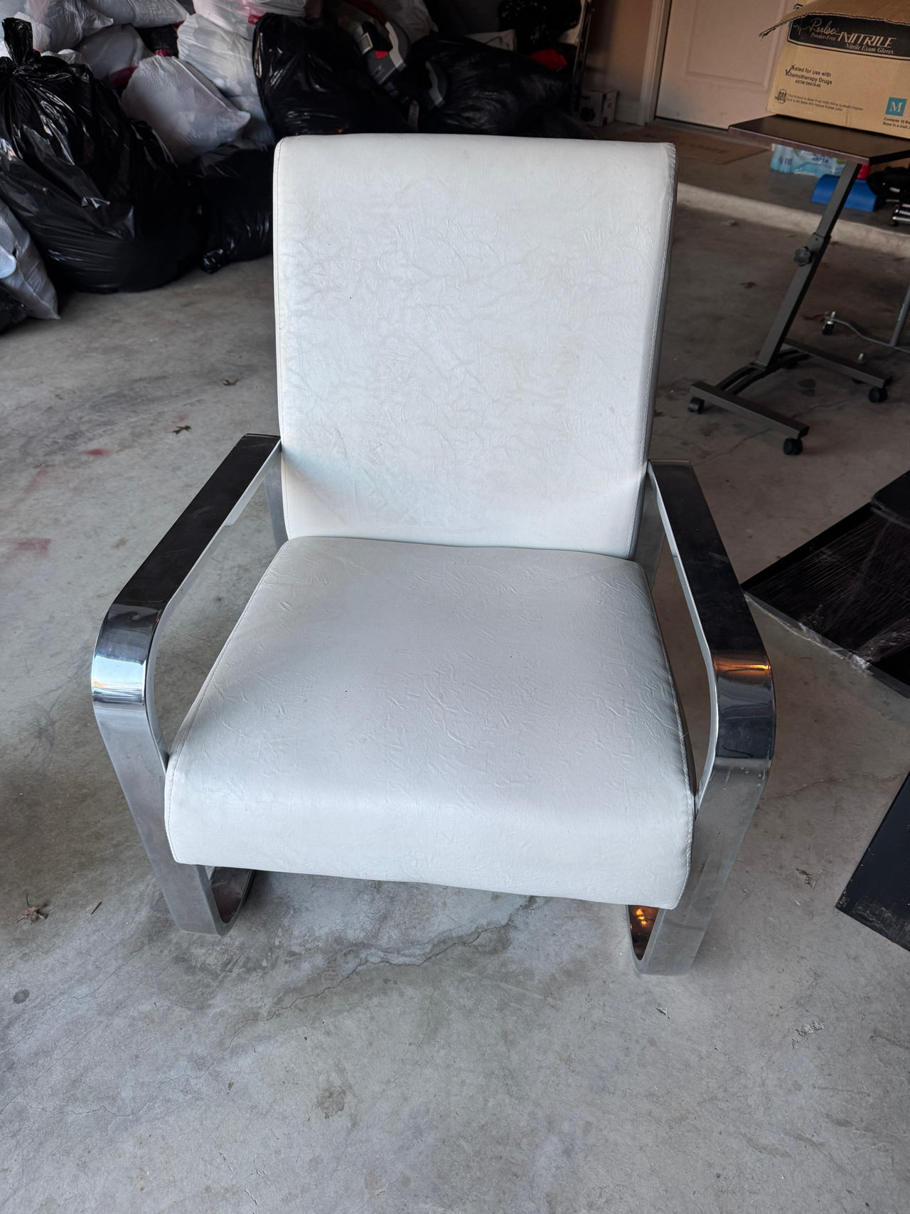 Mid Century Modern Chrome Flat Bar Lounge Chair