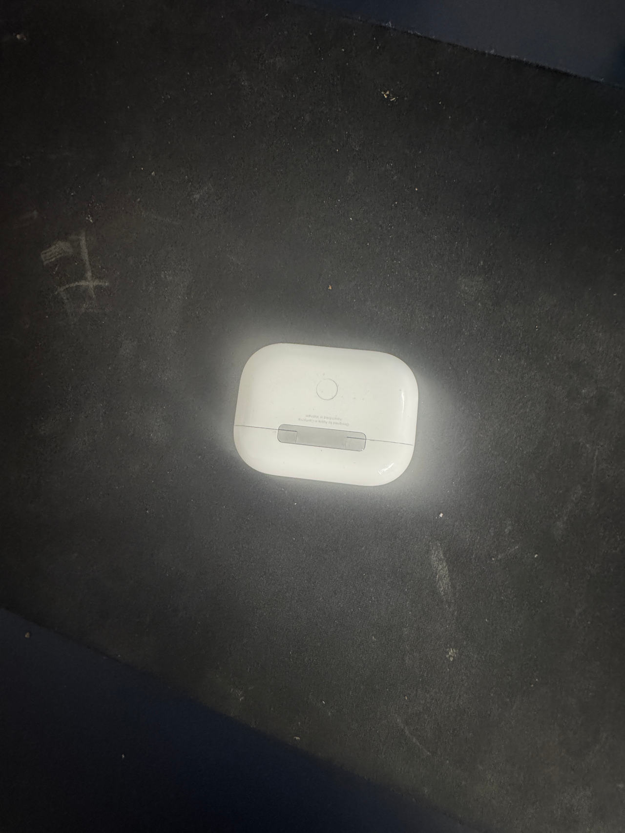 Apple AirPods Pro (2nd Generation) Charging Case