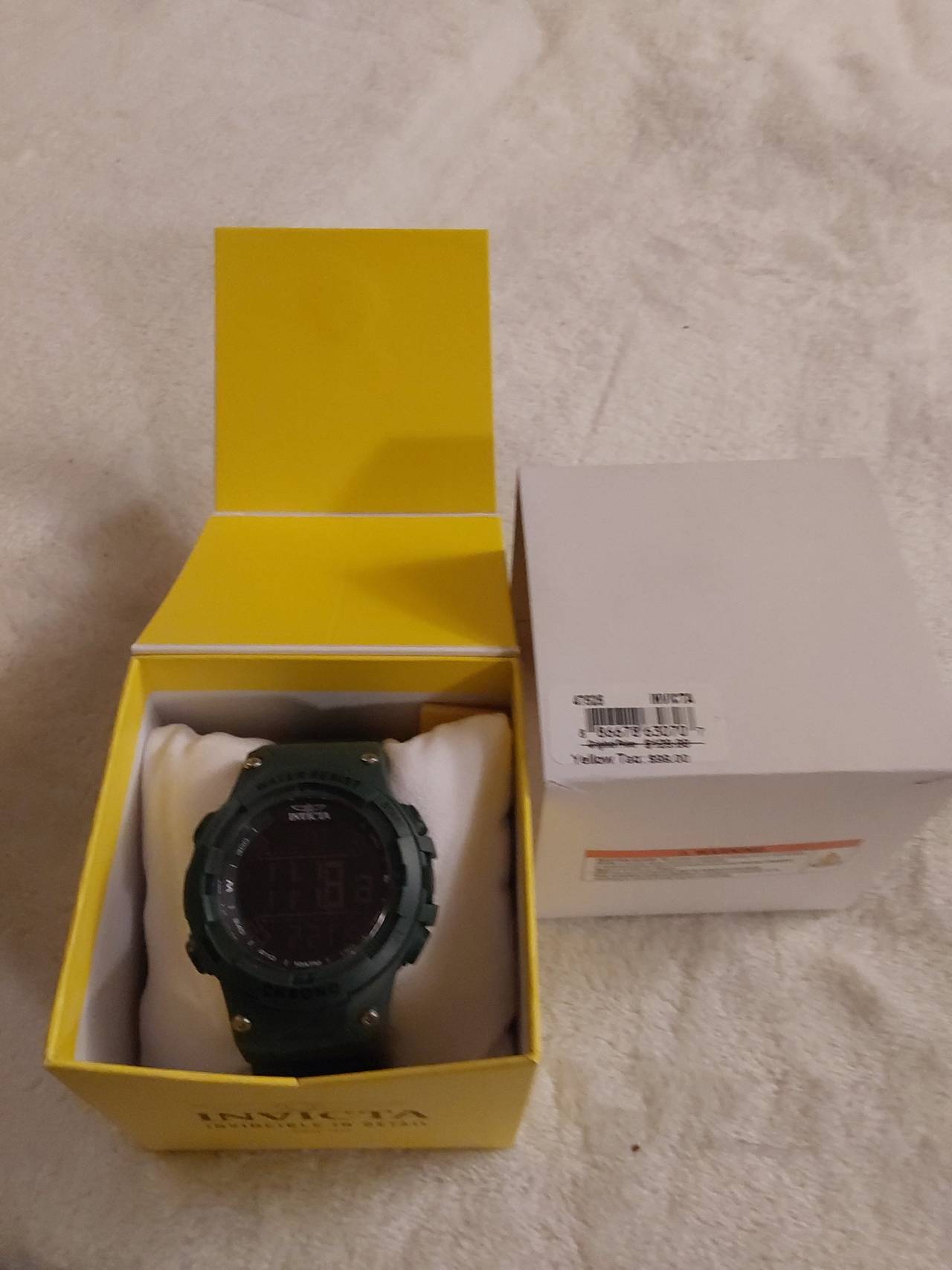 Invicta 41525 Digital Green Dial Men's Watch.   (A4)