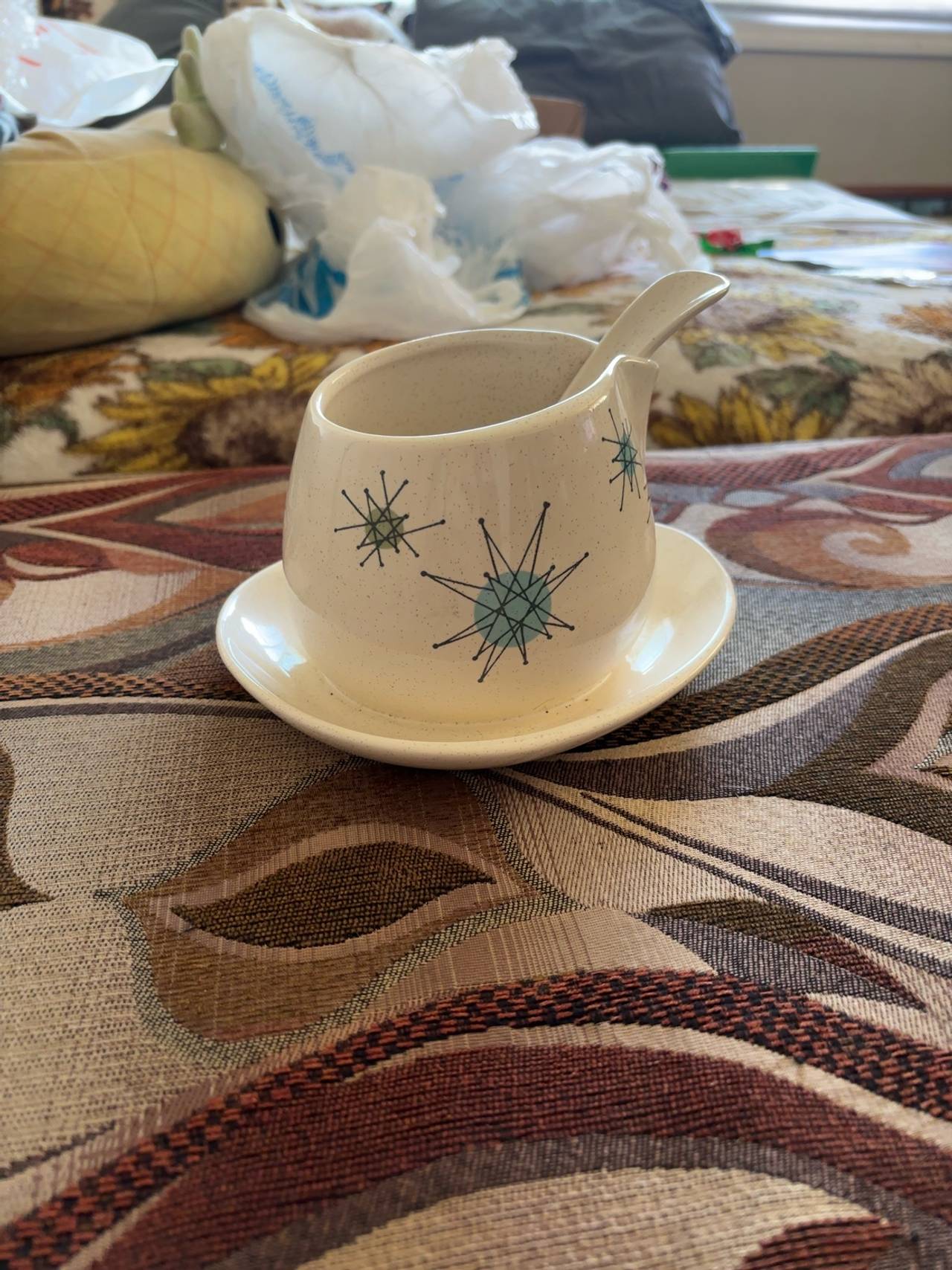 Franciscan Starburst Atomic Gravy Boat with Underplate