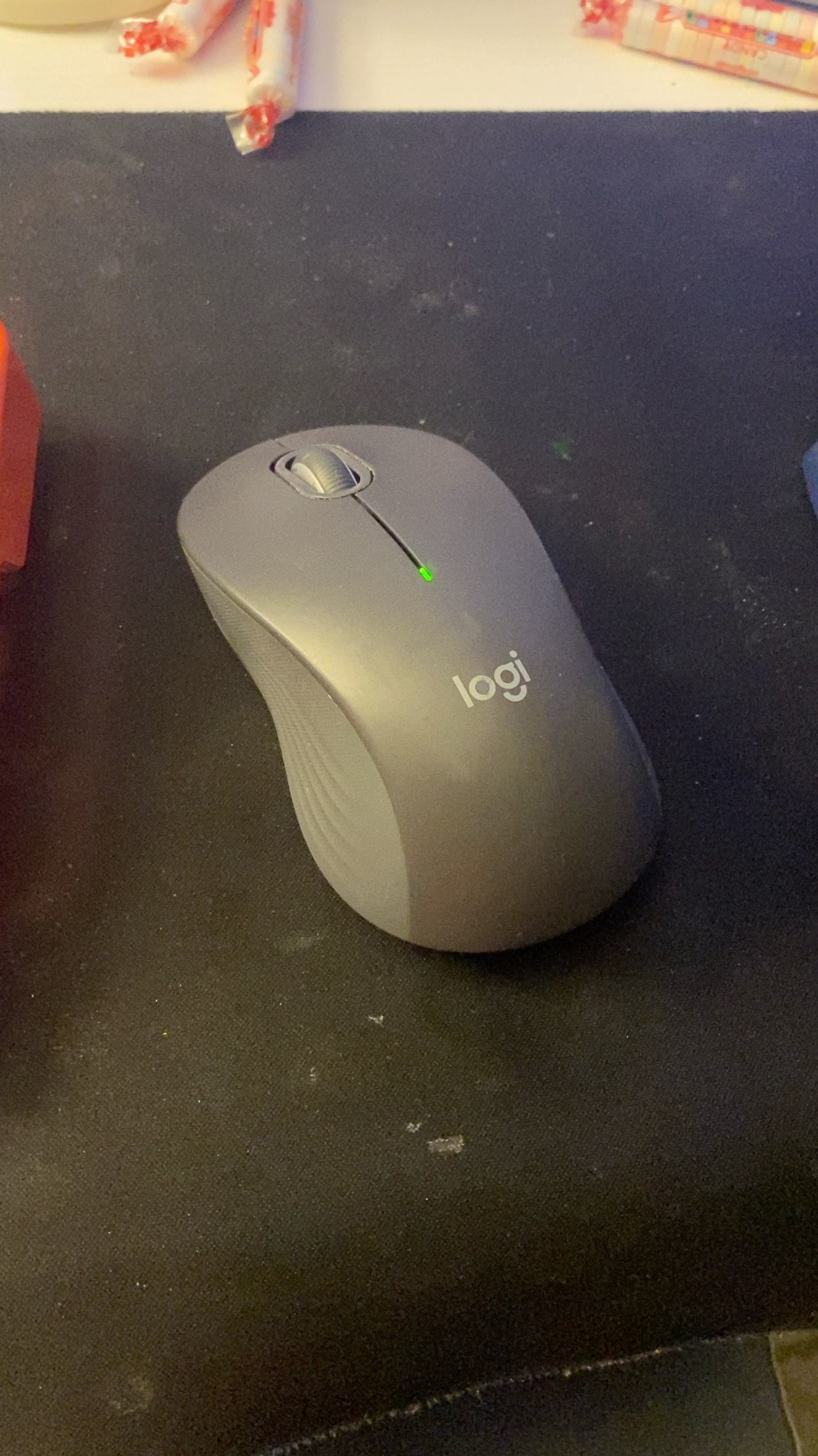 Logitech Signature M550 Wireless Mouse