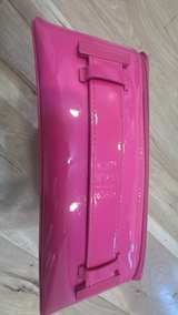 Béis x Barbie The Cosmetic Case in Pink Patent limited edition - Image 2